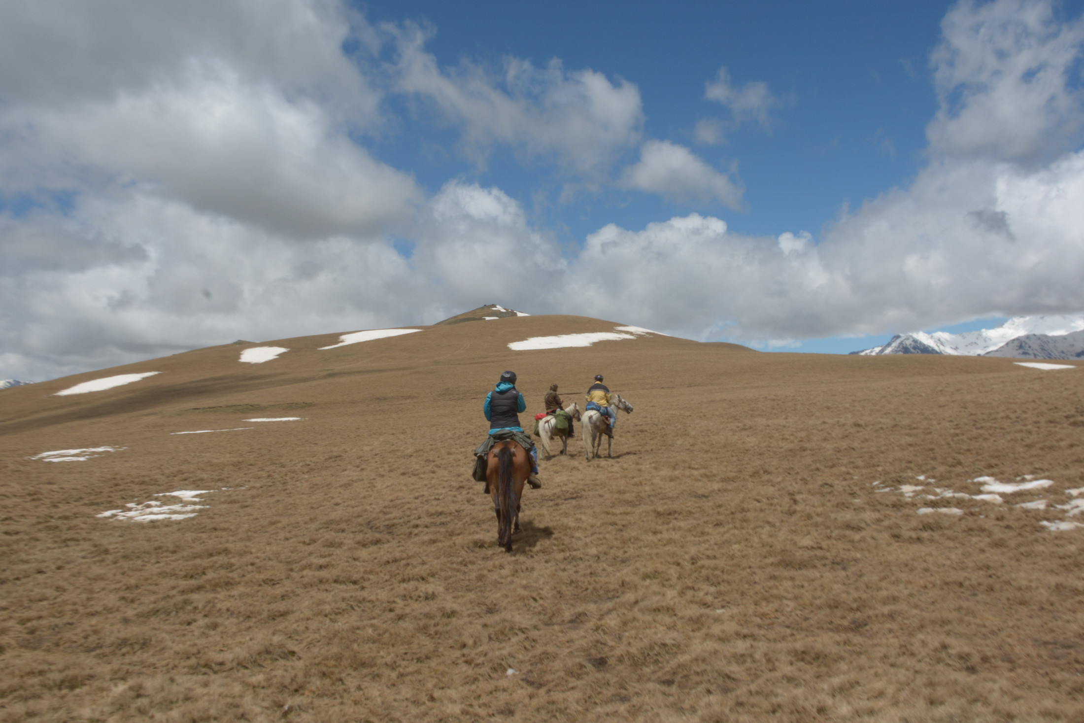 Ride across 8 Greater Caucasus mountain passes